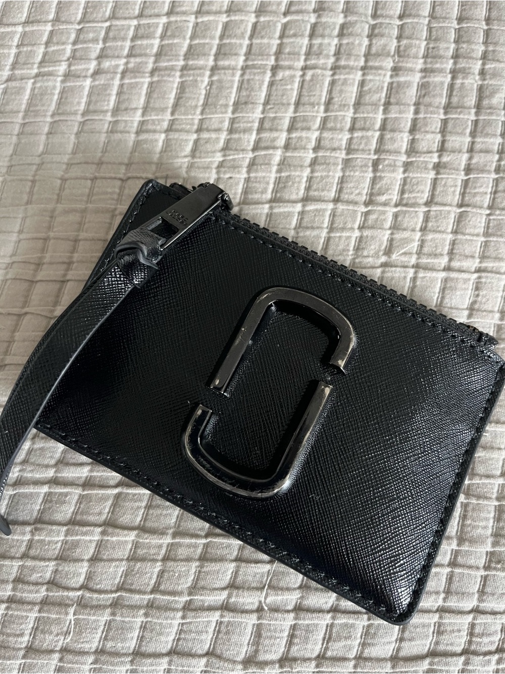 Marc Jacobs Black Saffiano Leather Zip Card Holder Wristlet
